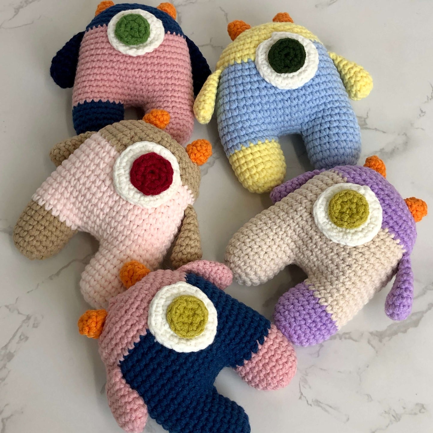 Handknitted Aroma Calming Creatures - Assorted patterns - 1pcs