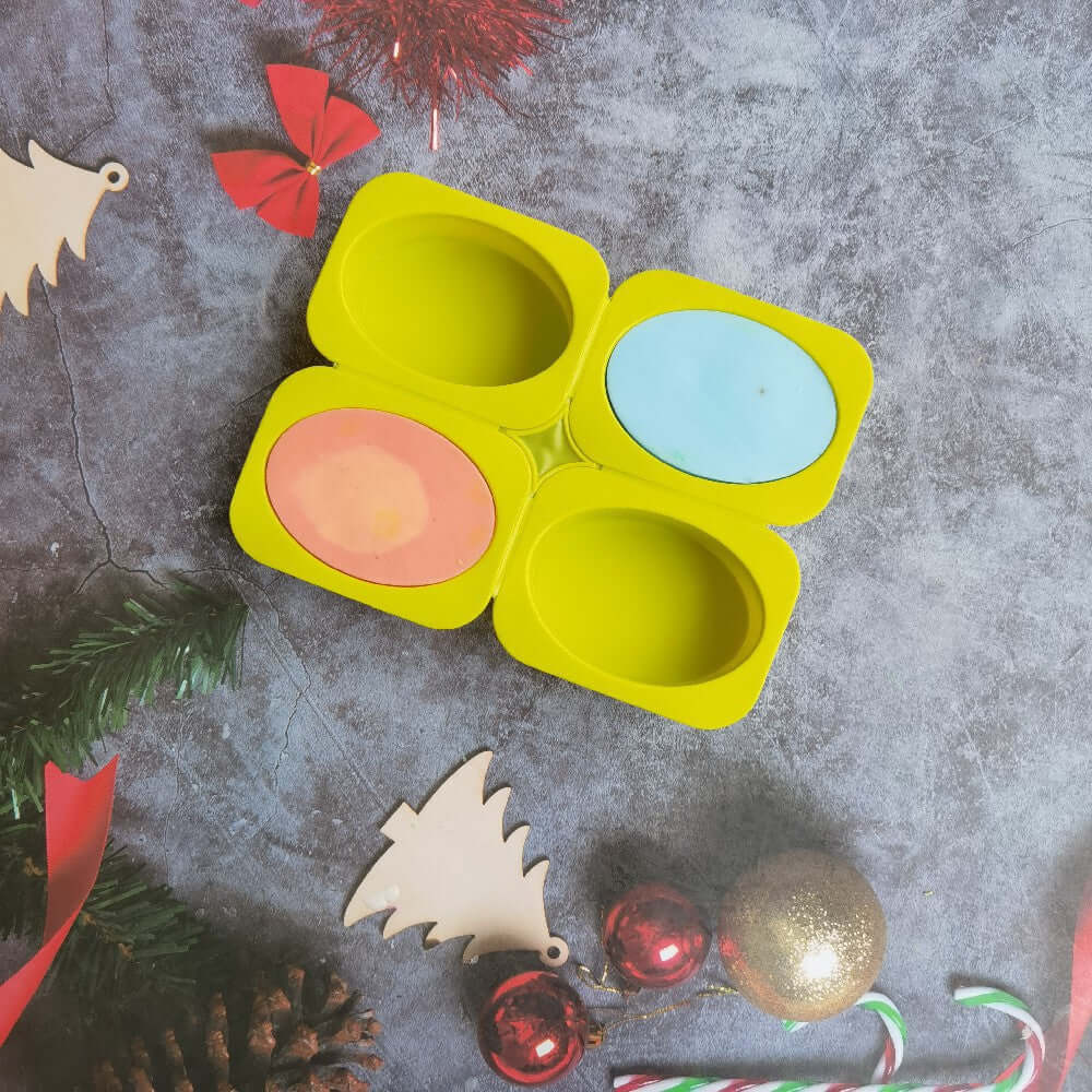 Oval Silicone Mold - 4 bars