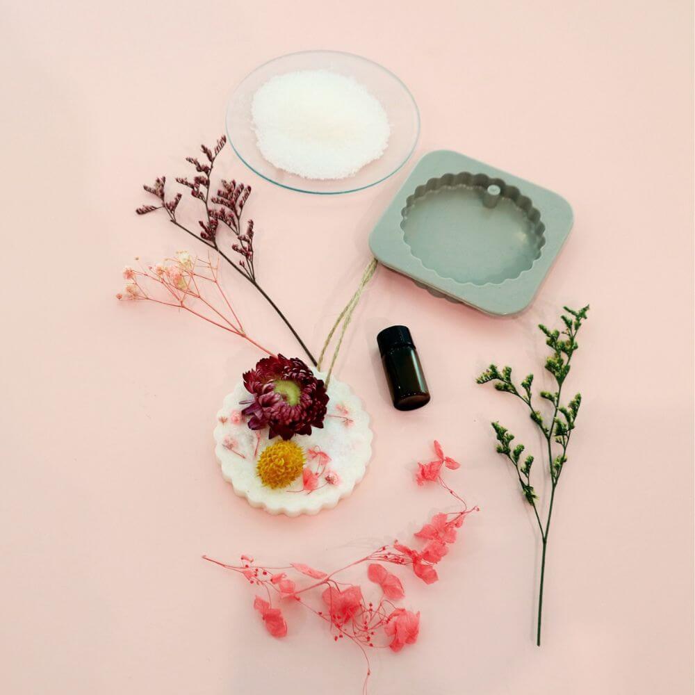 Mini Crafti-Kit - Palm Wax Aroma Hanger Making Kit