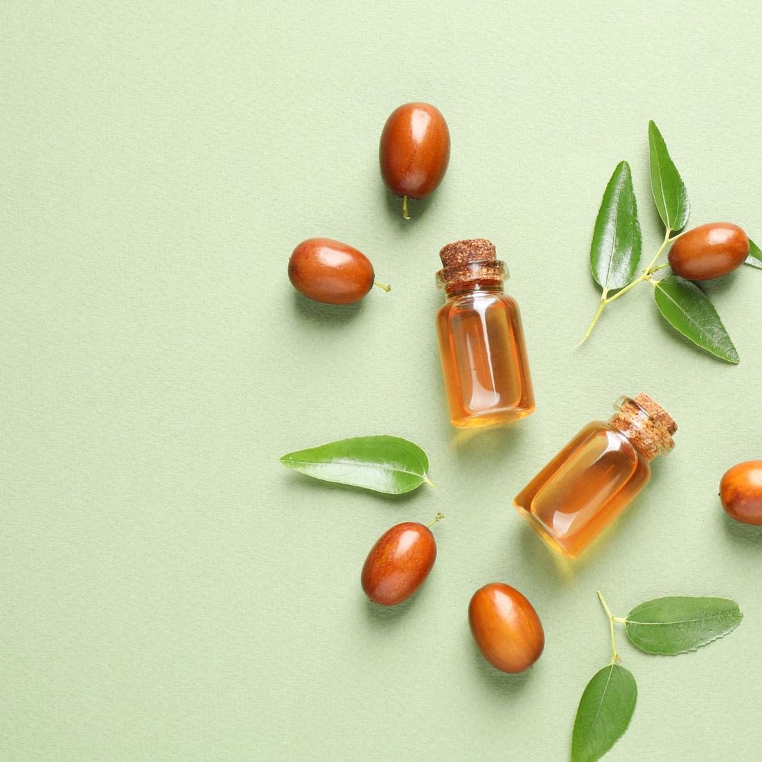 This One-Ingredient Jojoba Oil Recipe Will Transform Your Skin (so easy you won't believe it!)