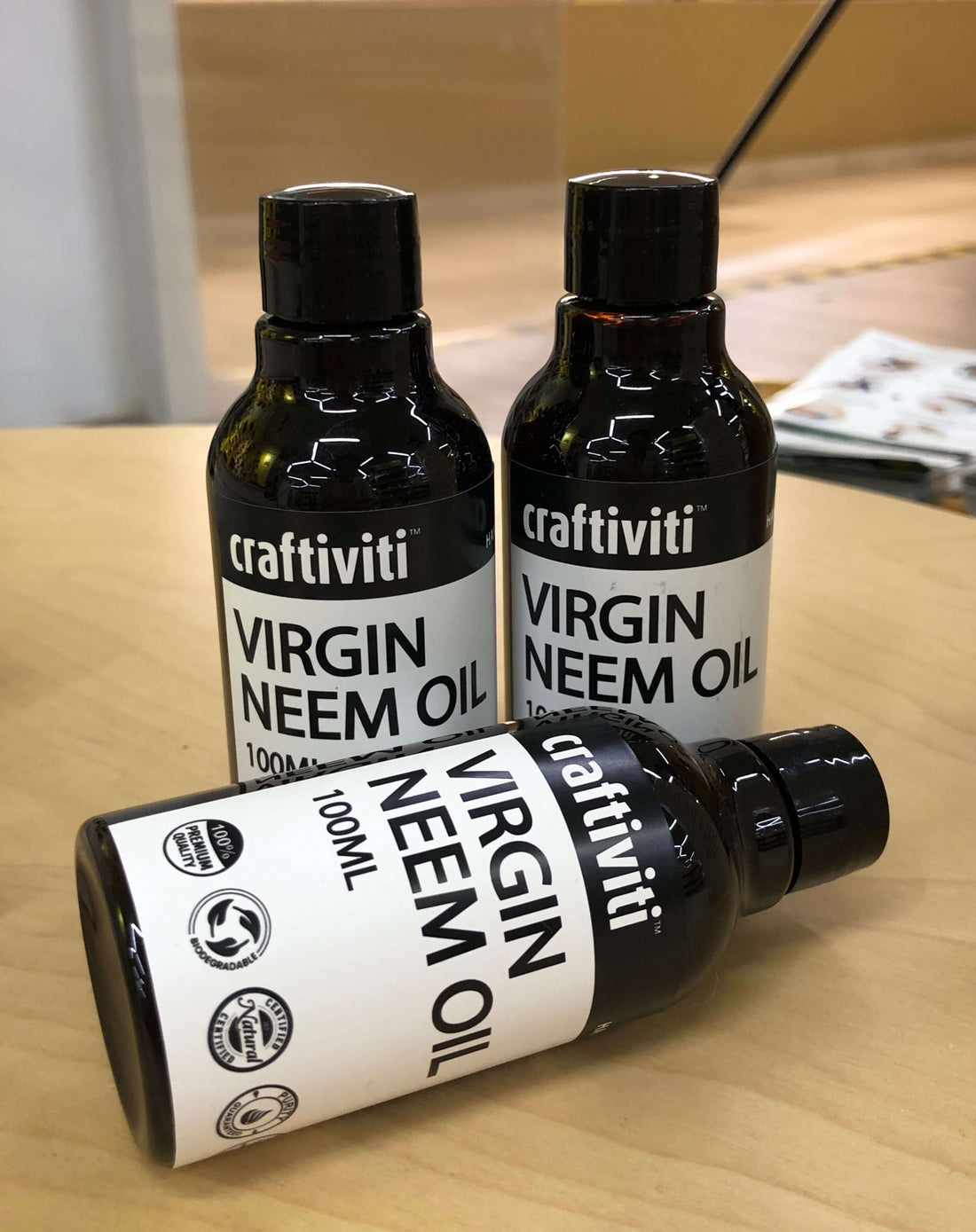 Neem Oil for Skin: Natural Remedies and Skincare Hacks