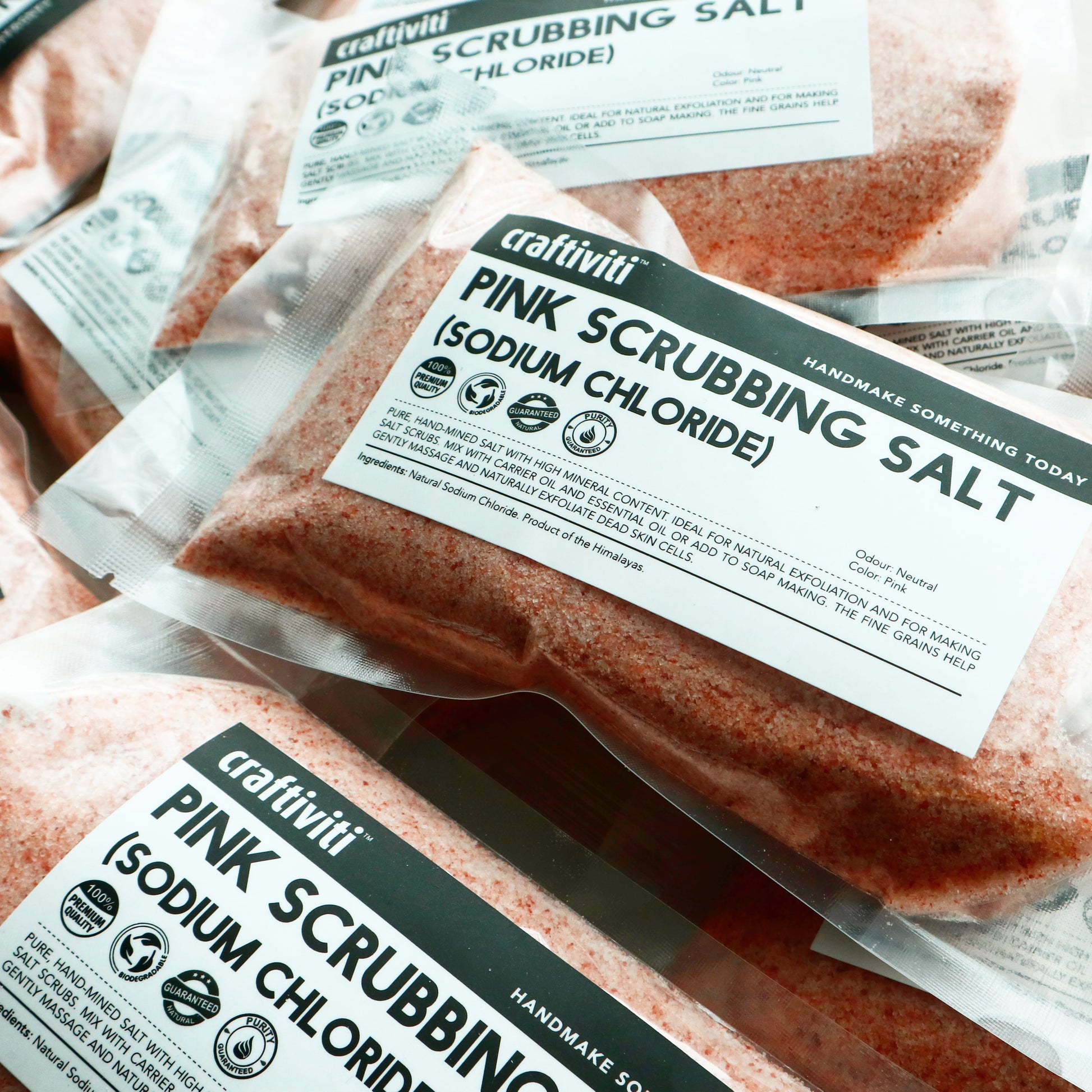 Pink Scrubbing Salt - 500g